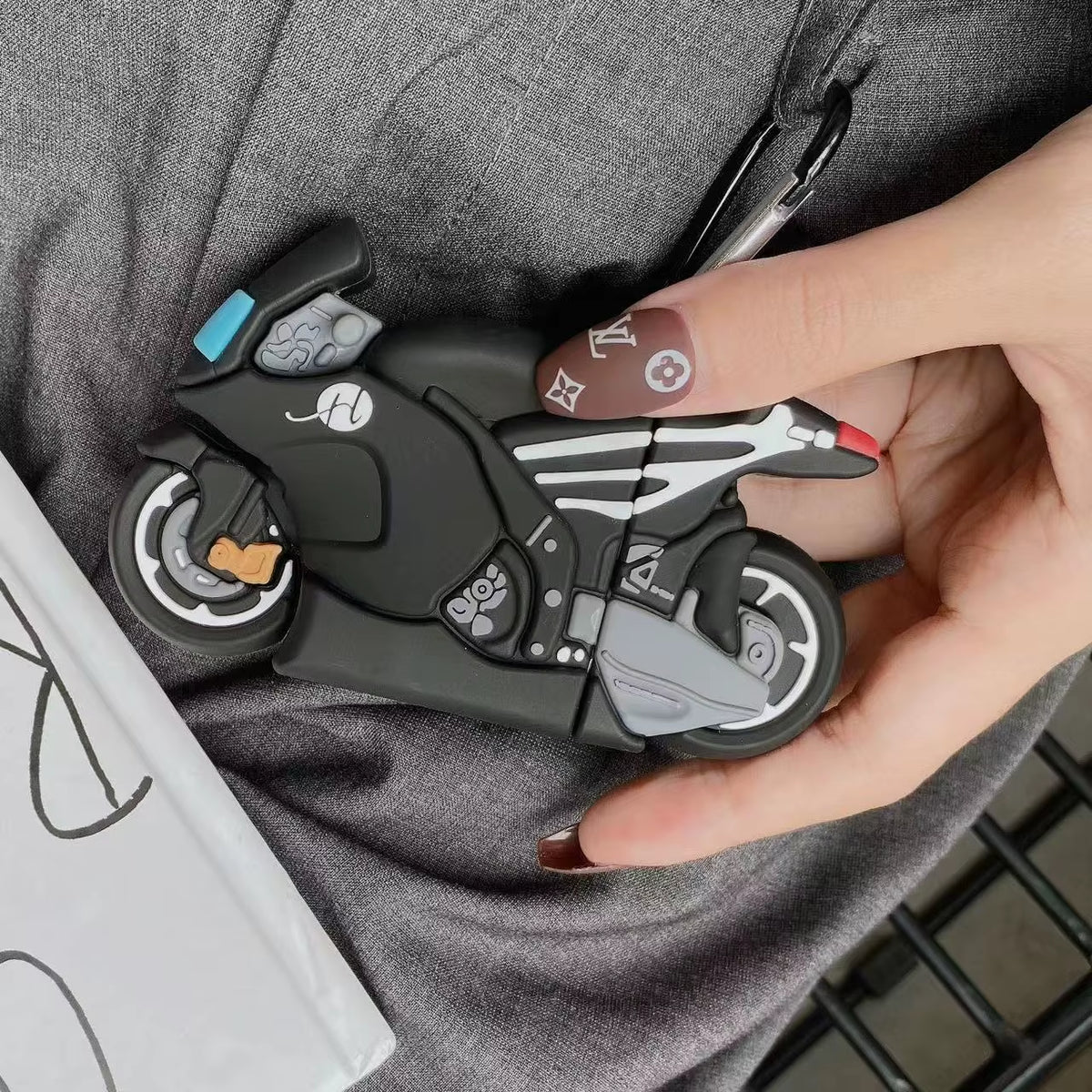 For Airpods 4 3 2 1 Pro Pro2 Earphone Case 3D Creative Motorcycle Cool Case Silicone Cartoon Headphone Box with Pendant Cover